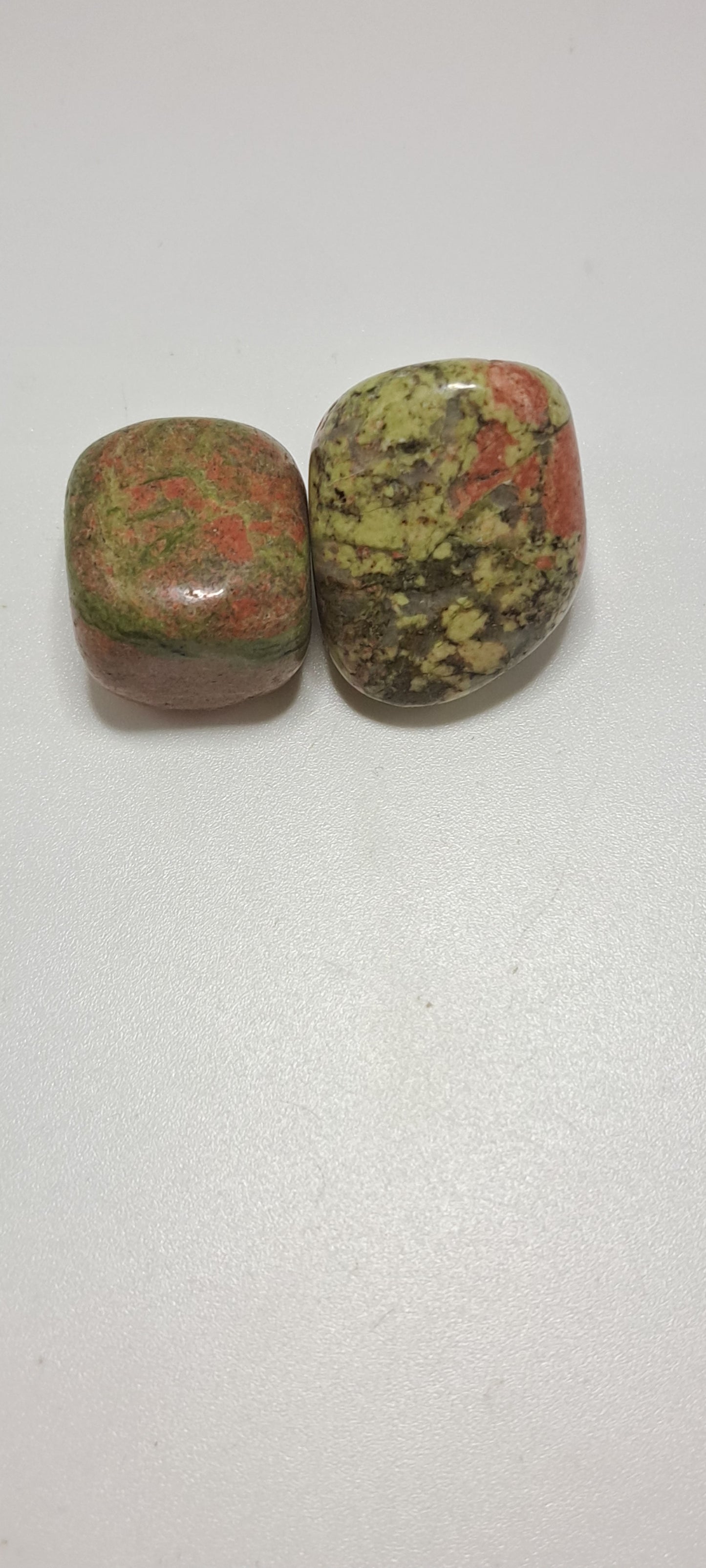 Unikite stones