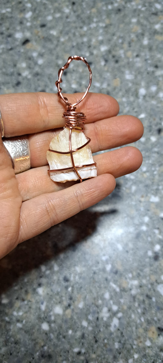 Honeycomb calcite wrapped